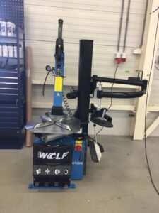 Wolf WTC500 de- en monteerapparaat